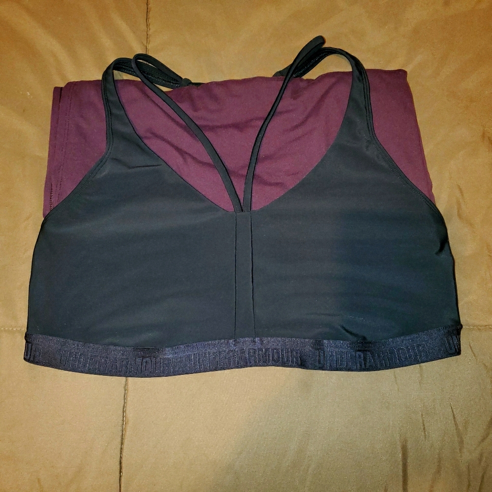 Underarmour black sports bra